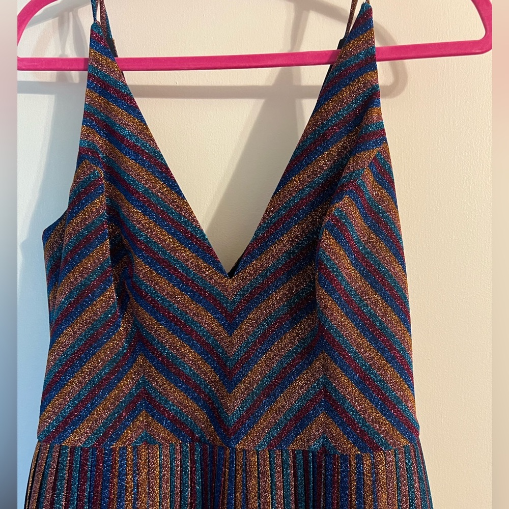 Dress the Population Haley Metallic Cobalt Pleated Chevron Dress Medium - Picture 8 of 12